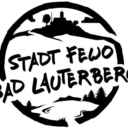 Stadt-Ferienwohnung 巴特劳特堡 外观 照片